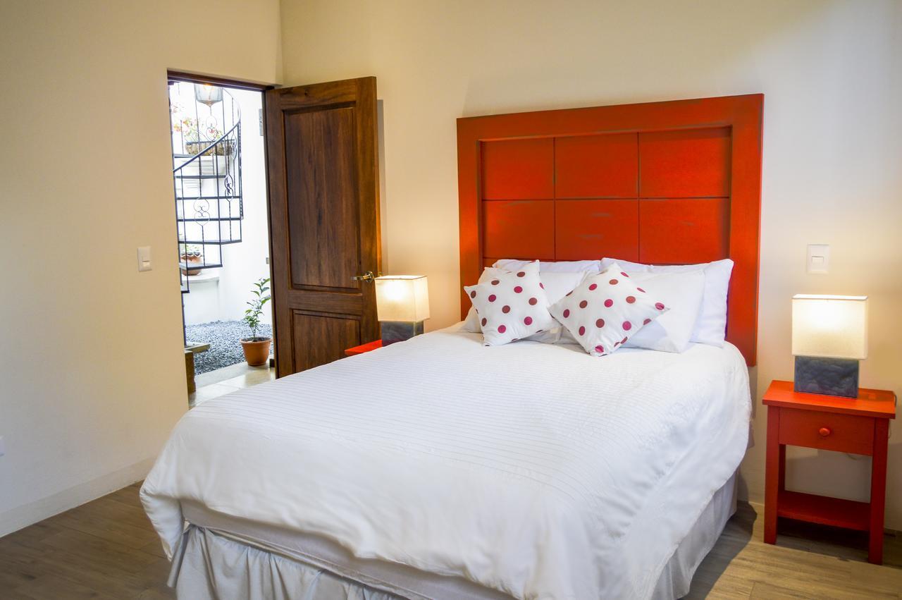 Casa Girasol Bed & Breakfast Antigua Exterior photo